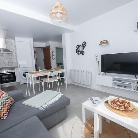 Apartamento O Tranvia En El Centro De Финистерре Экстерьер фото